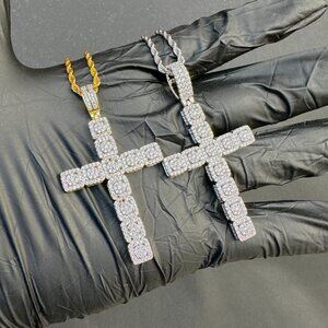 18k Gold/White Gold Jesus ICED-OUT Cluster Cross CZ Diamond Luxury Pendant